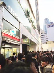 円周率と空の色！ 「追い出され屋さん」